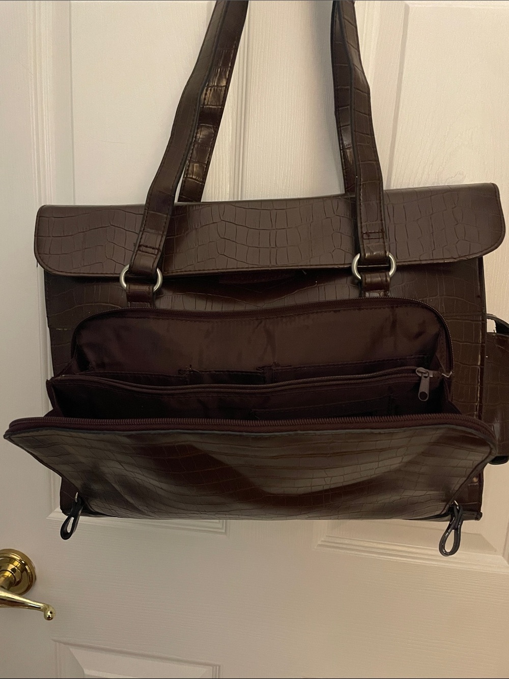 Bueno Women’s Brown Croc-Embossed Work Tote Bag